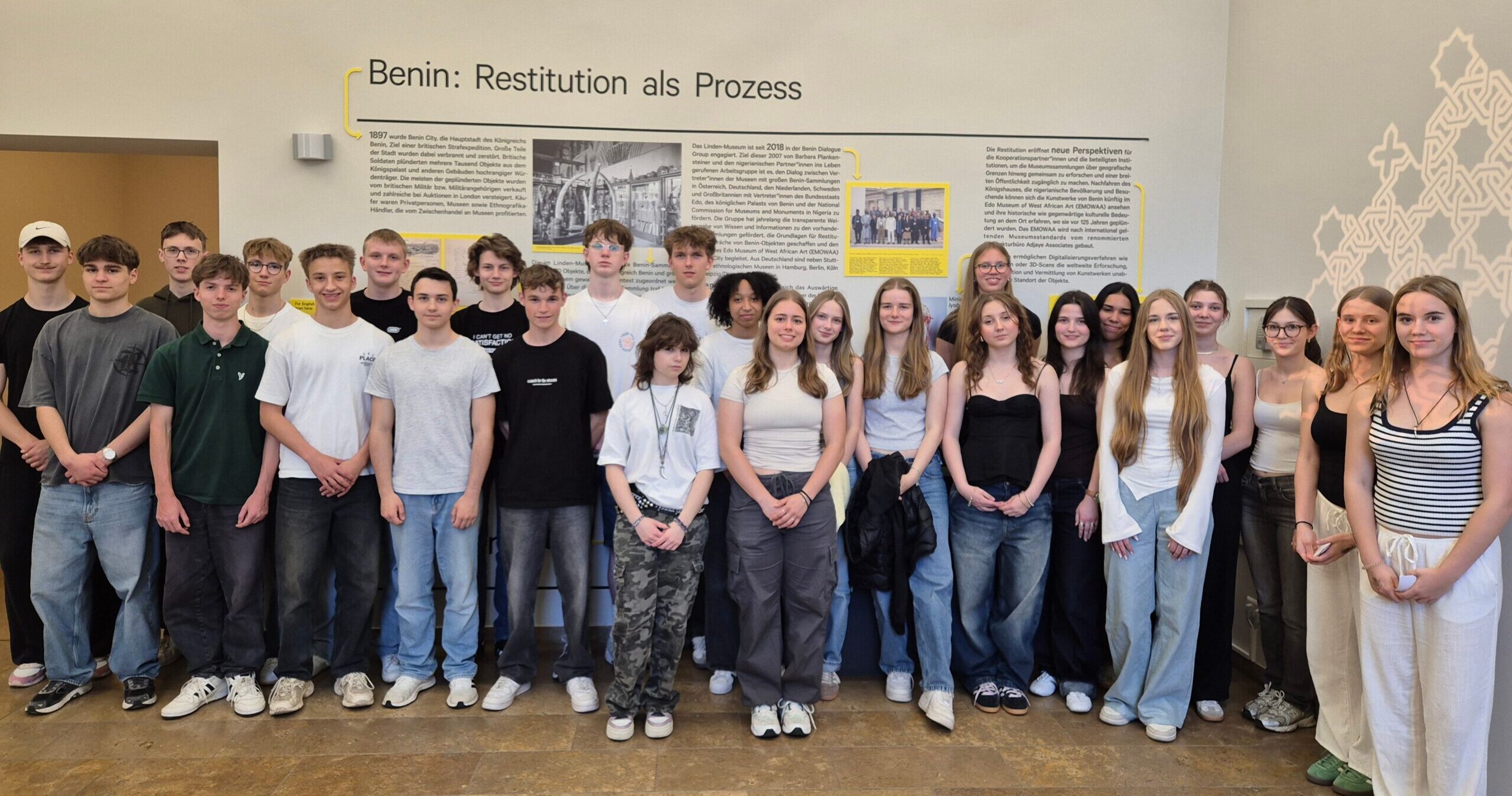 Gruppenbild im Lindenmuseum