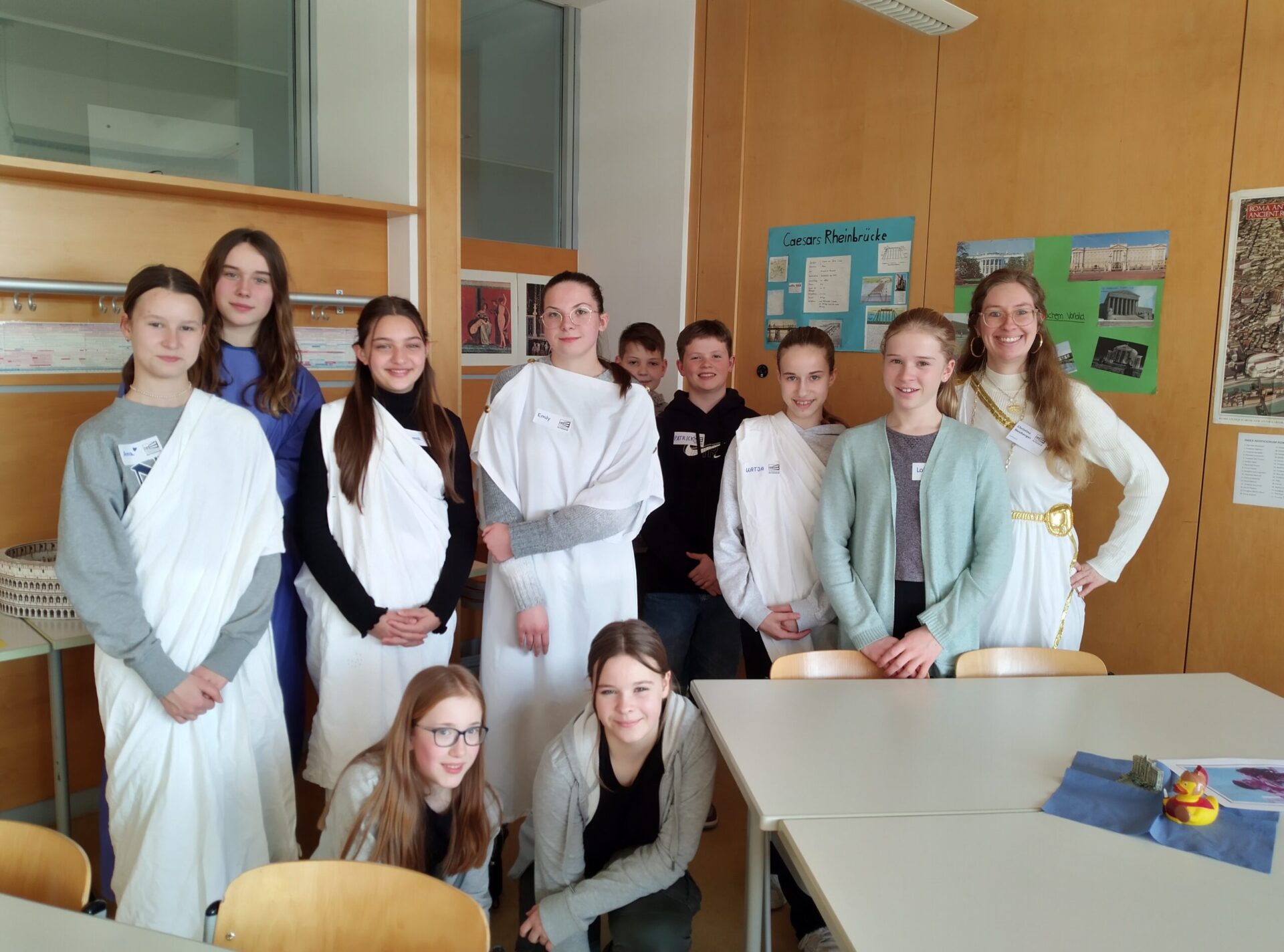 Schüler als Römer verkleidet